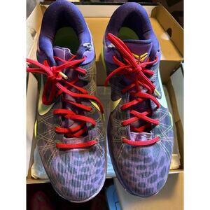 NIKE ZOOM KOBE 7 SUPREME CHRISTMAS size 12